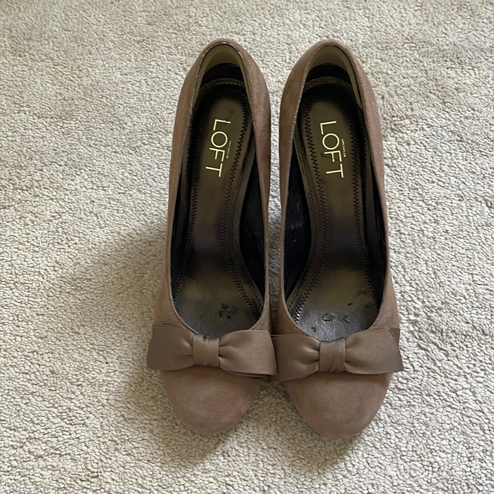 loft Natasha suede bow pump - size 7